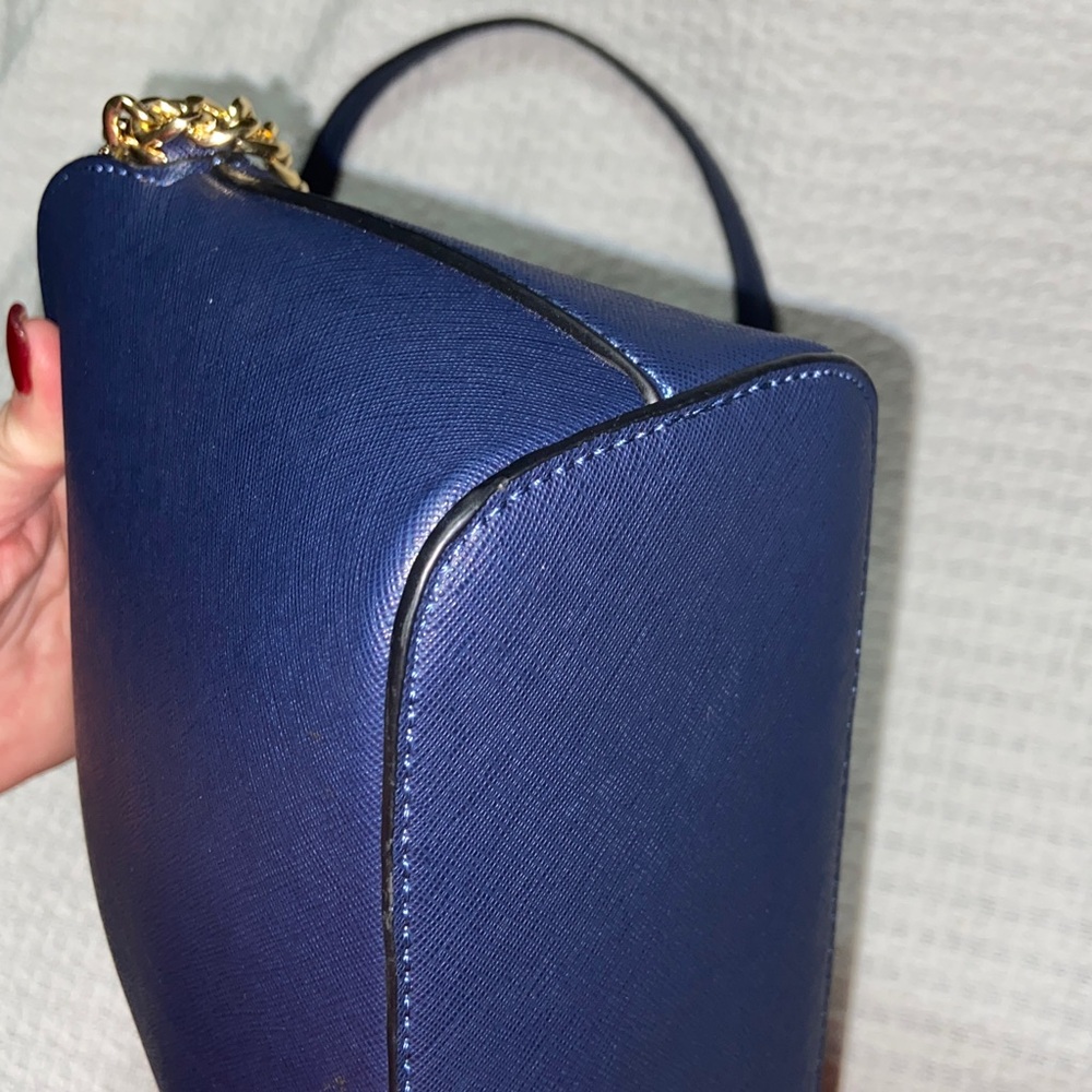 Michael Kors Medium Jet Set Emmy Dome Crossbody - Picture 13 of 14